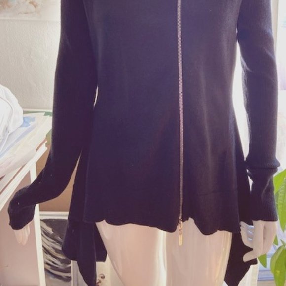 Asymmetric hem Knit cardigan - Picture 2 of 4